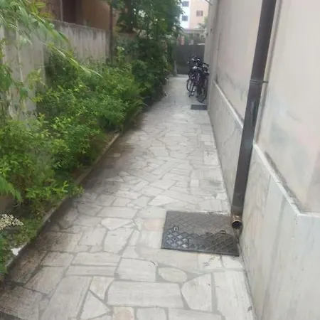 Casa Via Campania Σαν Μπενεντέτο ντελ Τρόντο