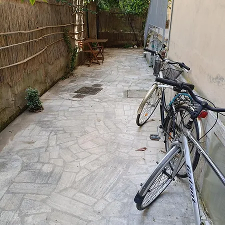 Casa Via Campania Διαμέρισμα Σαν Μπενεντέτο ντελ Τρόντο